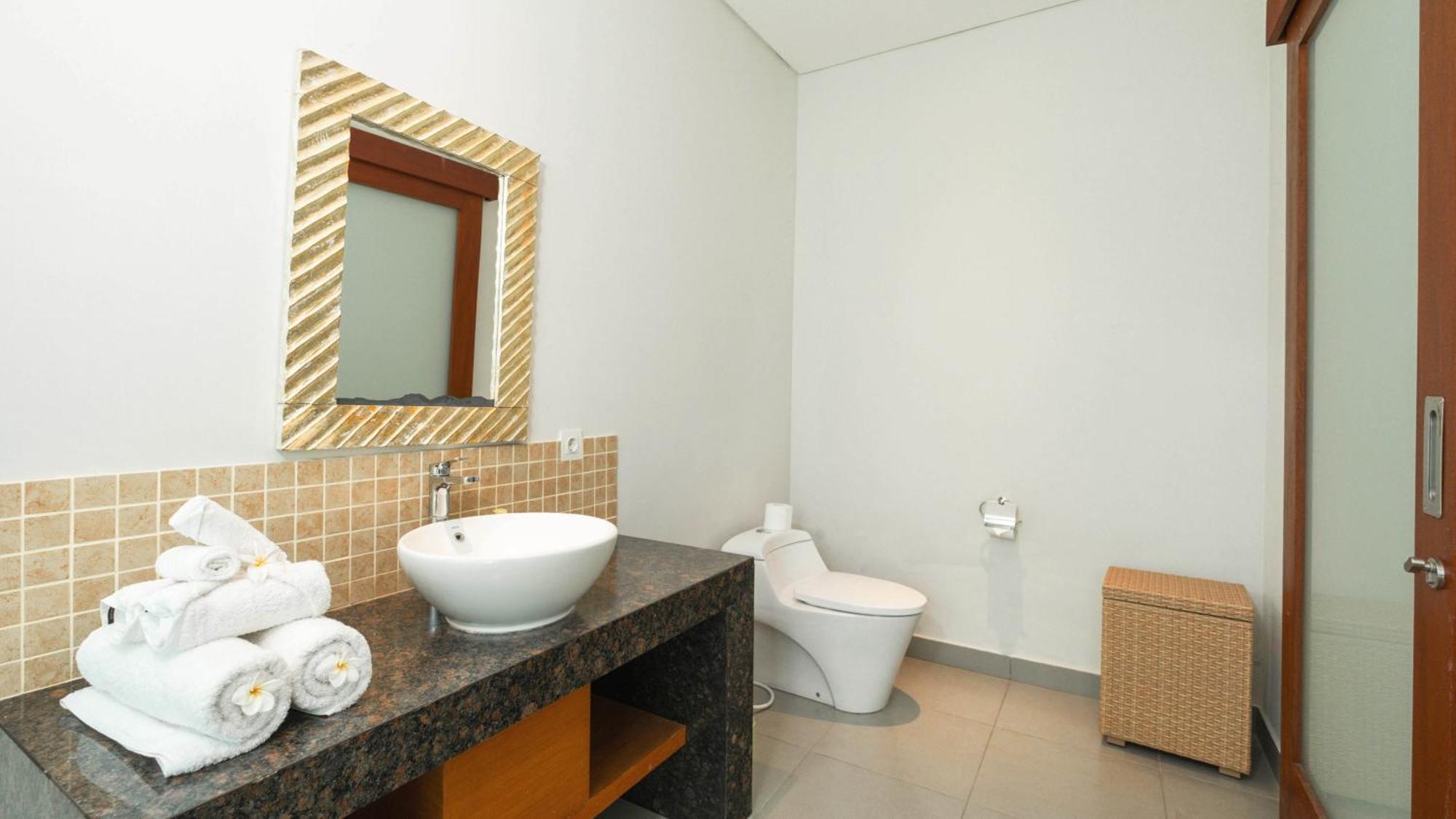 Villa Yenian By Villa Finder Canggu Exterior foto